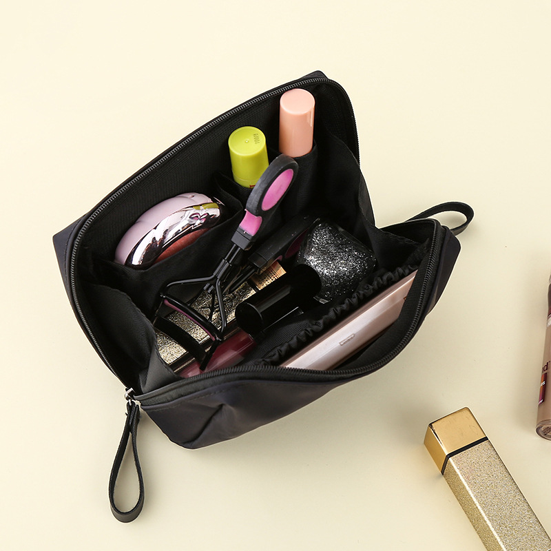 Leuke kleurpotloden Shin-chan  - Blush Brush Kabuki recensie en prijs