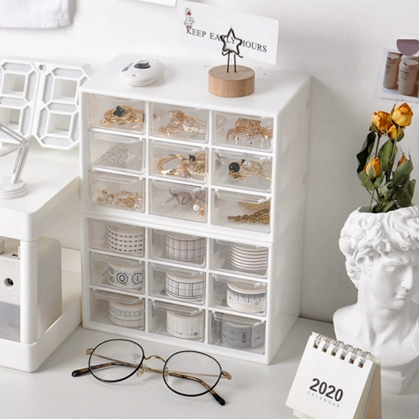 Opbergdoos van kralenmateriaal - Beauty Makeup Desk recensie en prijs