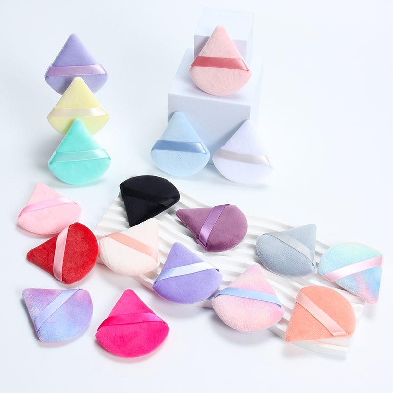 2° Proto Triangle Poederdons G - Beauty Bay Makeup recensie en prijs