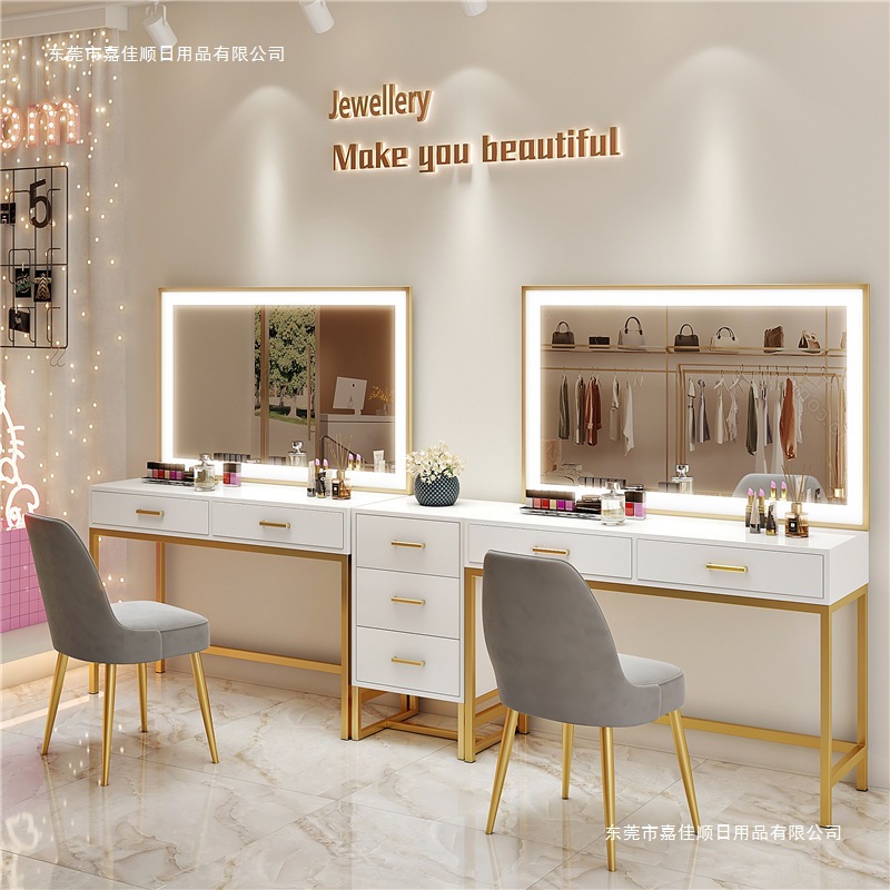 Nail art make-up artist studio - Beauty Makeup Bridal recensie en prijs